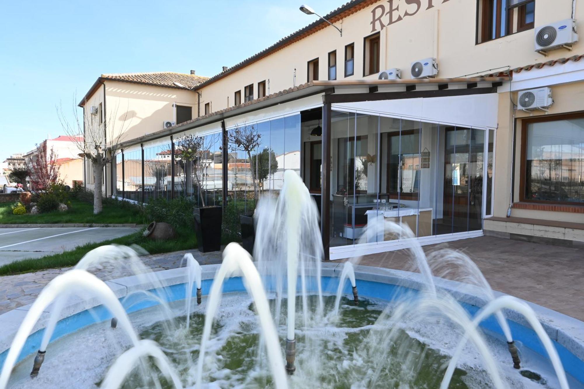 Hotel Del Sol Motilla Del Palancar Zewnętrze zdjęcie